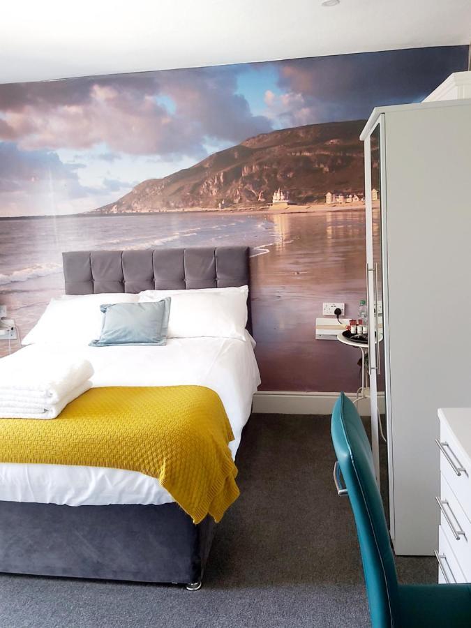 No 27 Chapel Street Guest House Llandudno Rom bilde